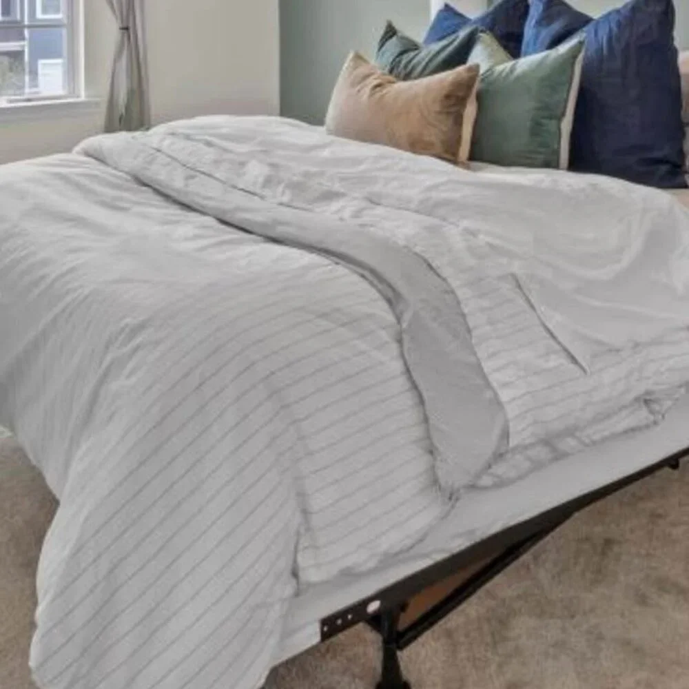 NEW West Elm White Queen Pin Stripe Duvet Cover. NO SHAMS